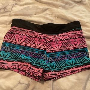 Youth medium spandex athletic shorts